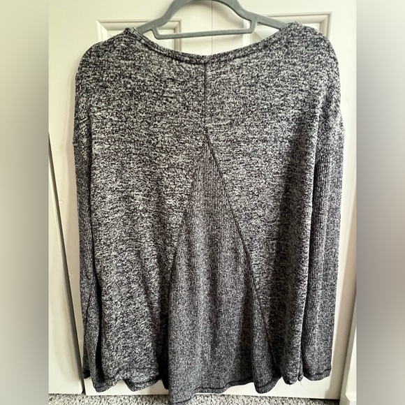 Kismet Large long sleeve top - Picture 2 of 7